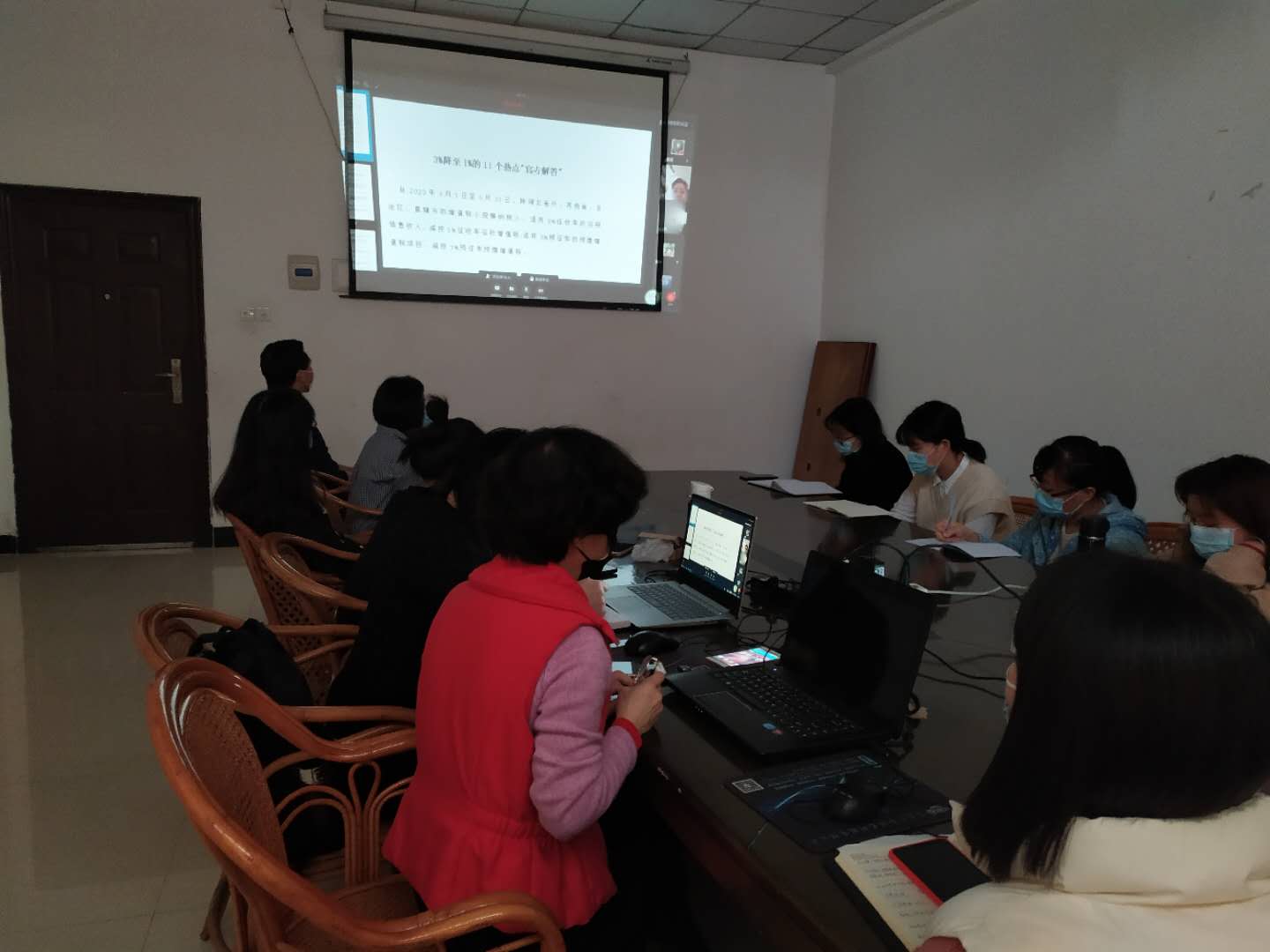 0ccd2a92d951877a27db37e5aa8285b.jpg 0ccd2a92d951877a27db37e5aa8285b.jpg